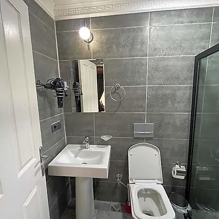 Golden Metro 5* Istanbulská provincie